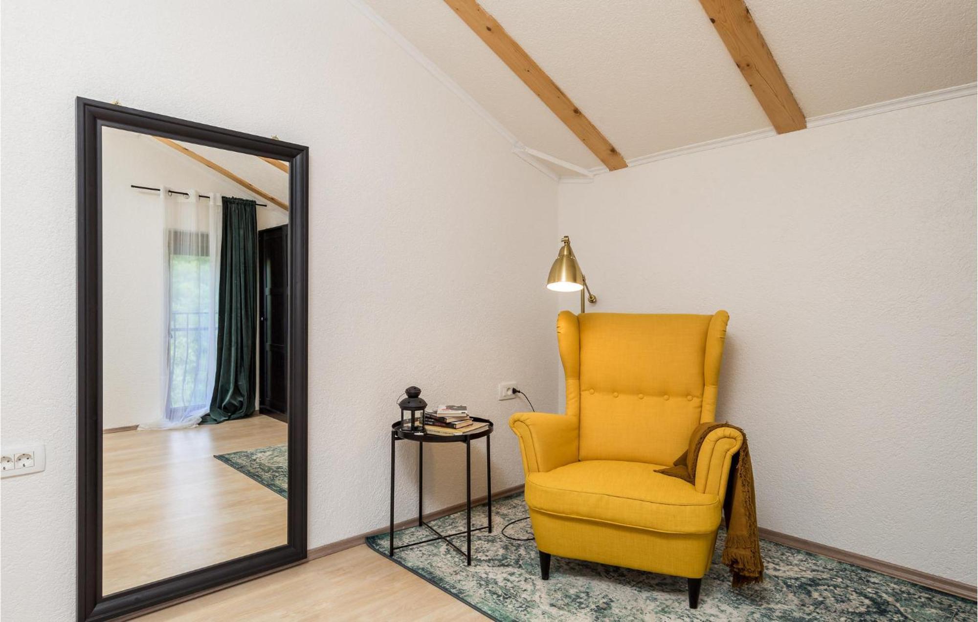 Amazing Home In Vrzici With Jacuzzi Exteriér fotografie